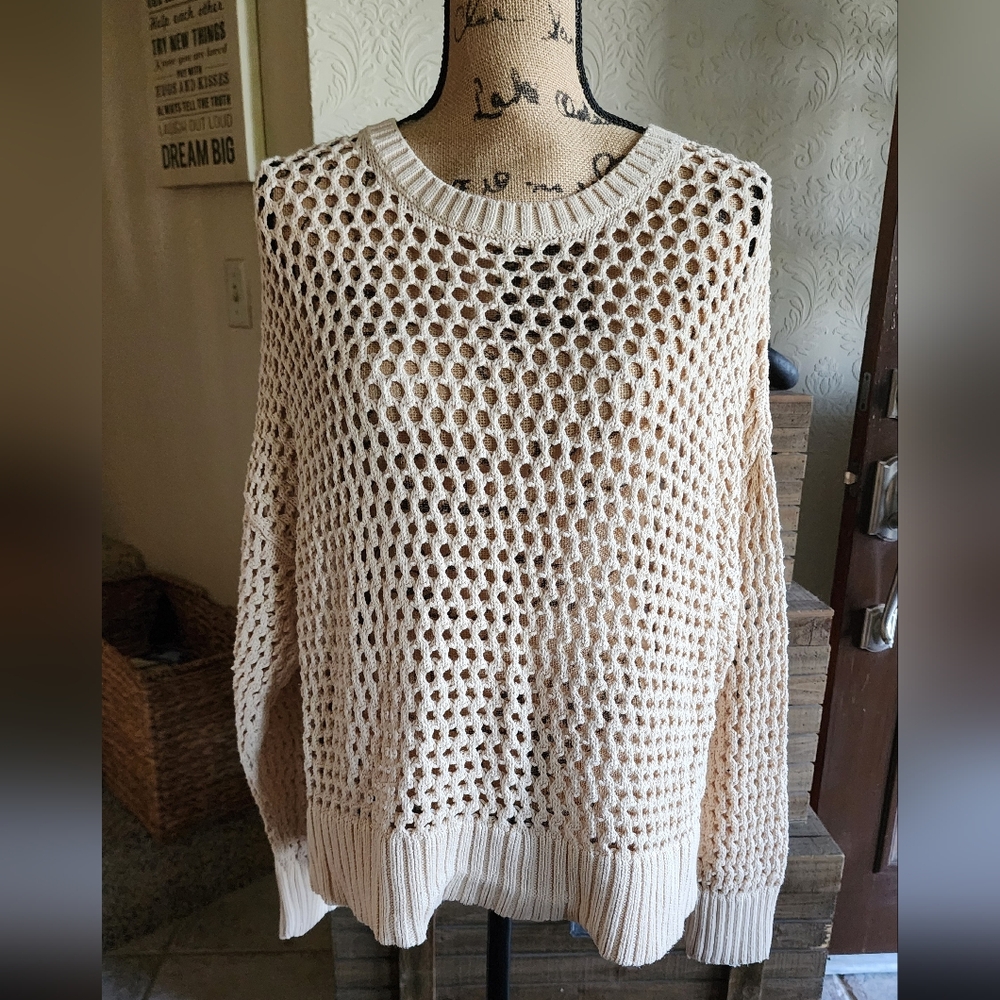 Old Navy Open-Knit Scoop Neck Sweater - Cream